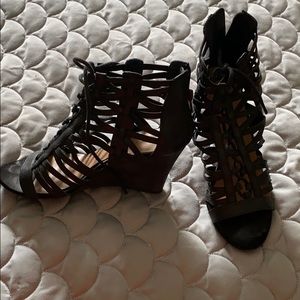Nine West black wedge sandals
